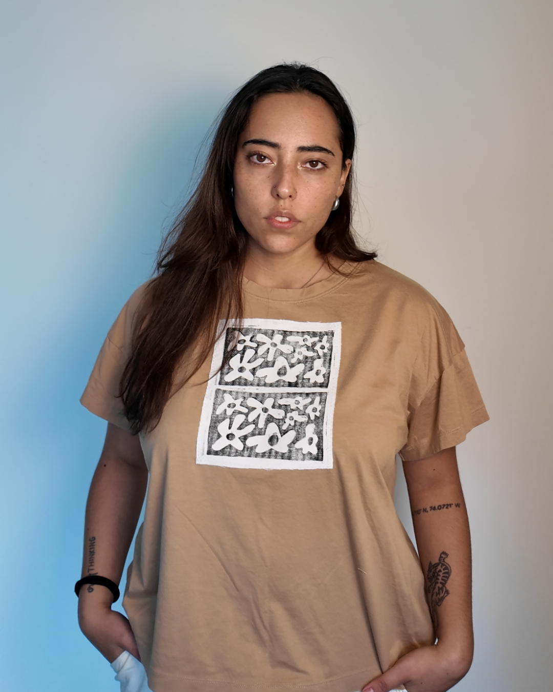 Camel Tee (L) | Floral