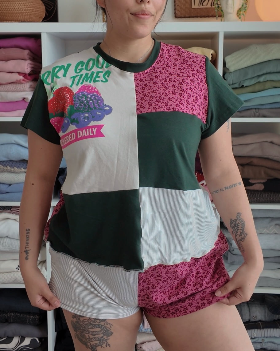 Green & Pink Tee Set